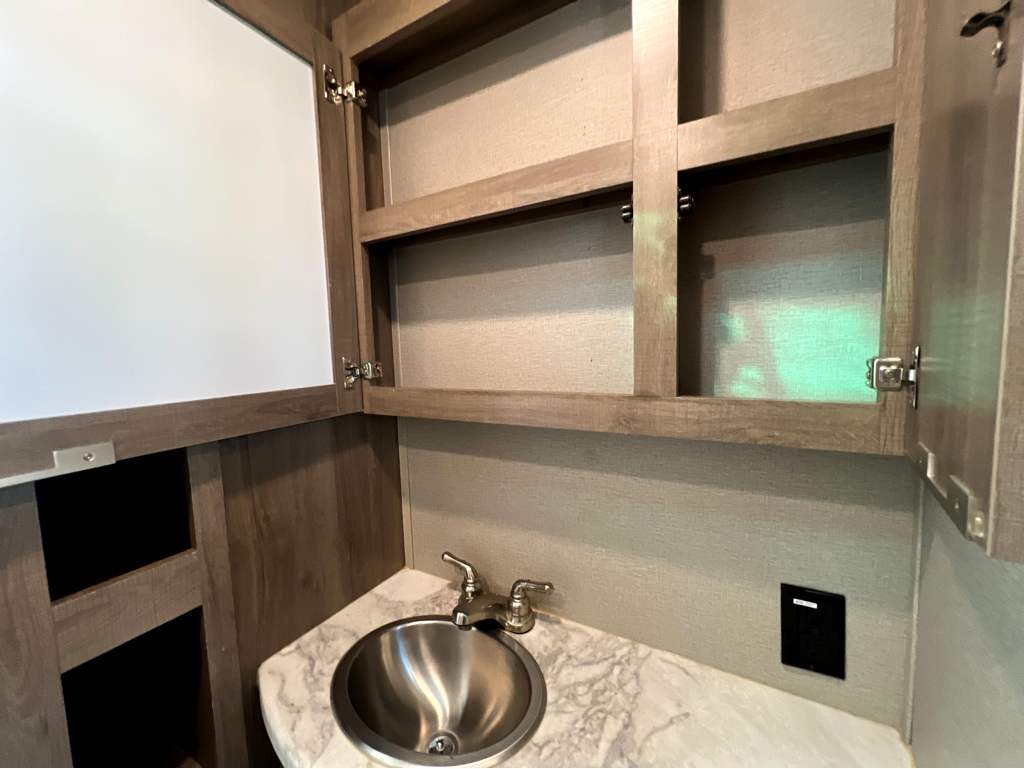 2021 GRAND DESIGN IMAGINE 3100RD - Image 19