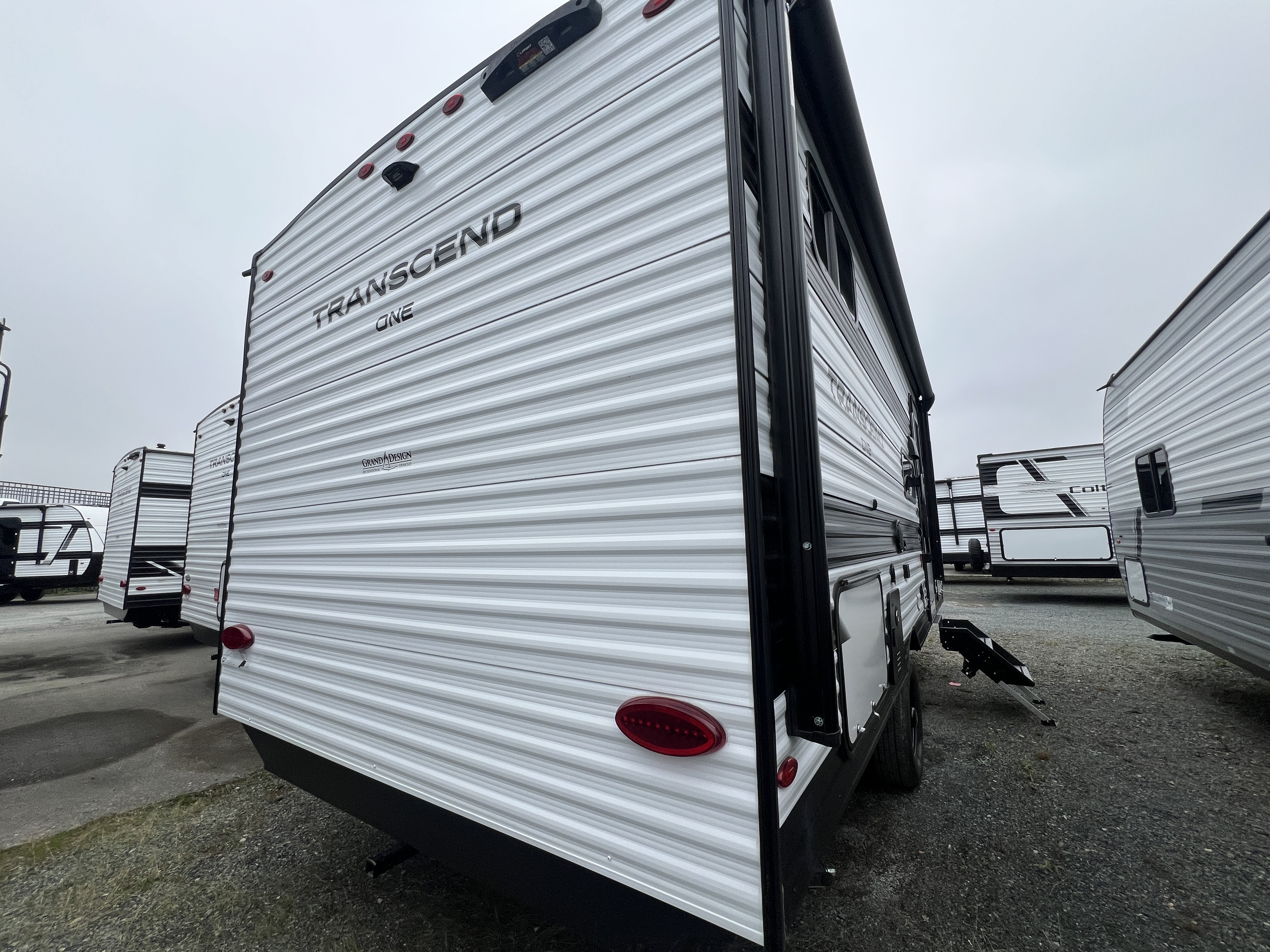 2026 Grand Design Transcend ONE 161DB - Image 5