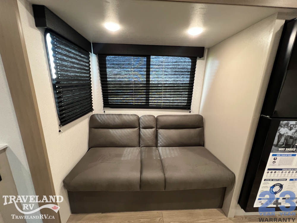 2027 Jayco Jay Feather SL 25RLSL - Image 16
