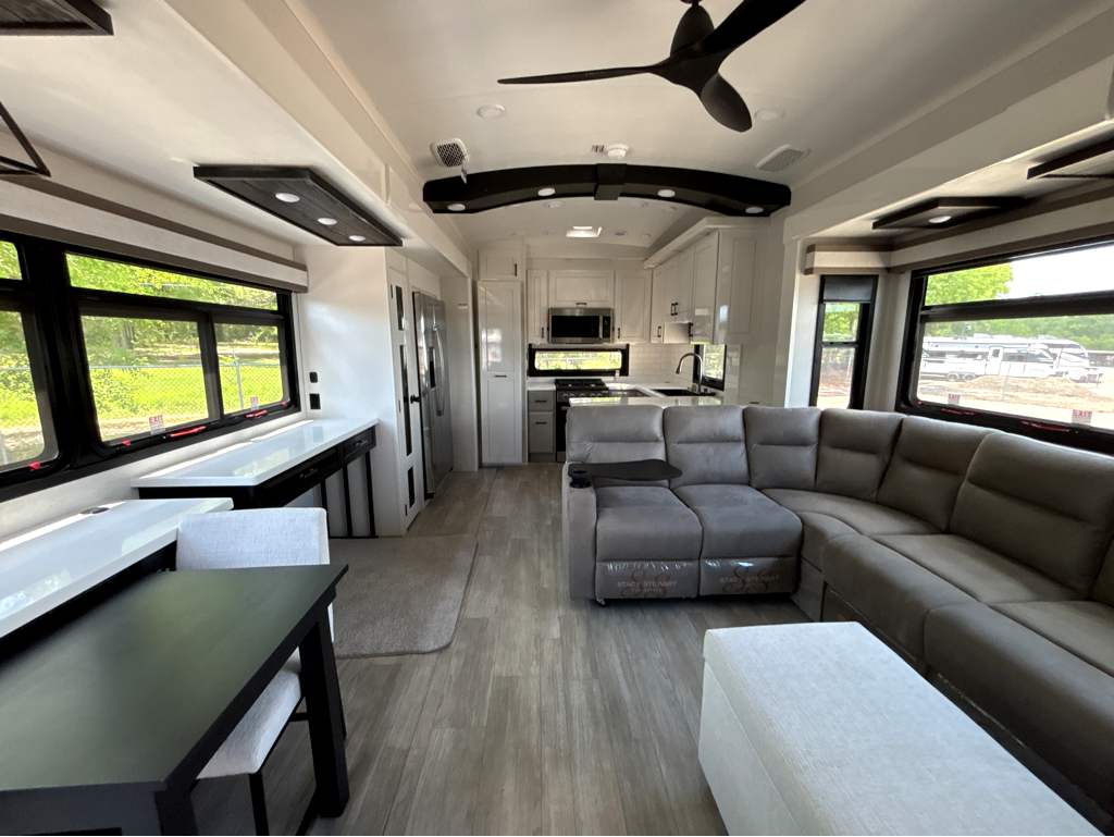 2026 JAYCO PINNACLE 38FBRK - Image 7