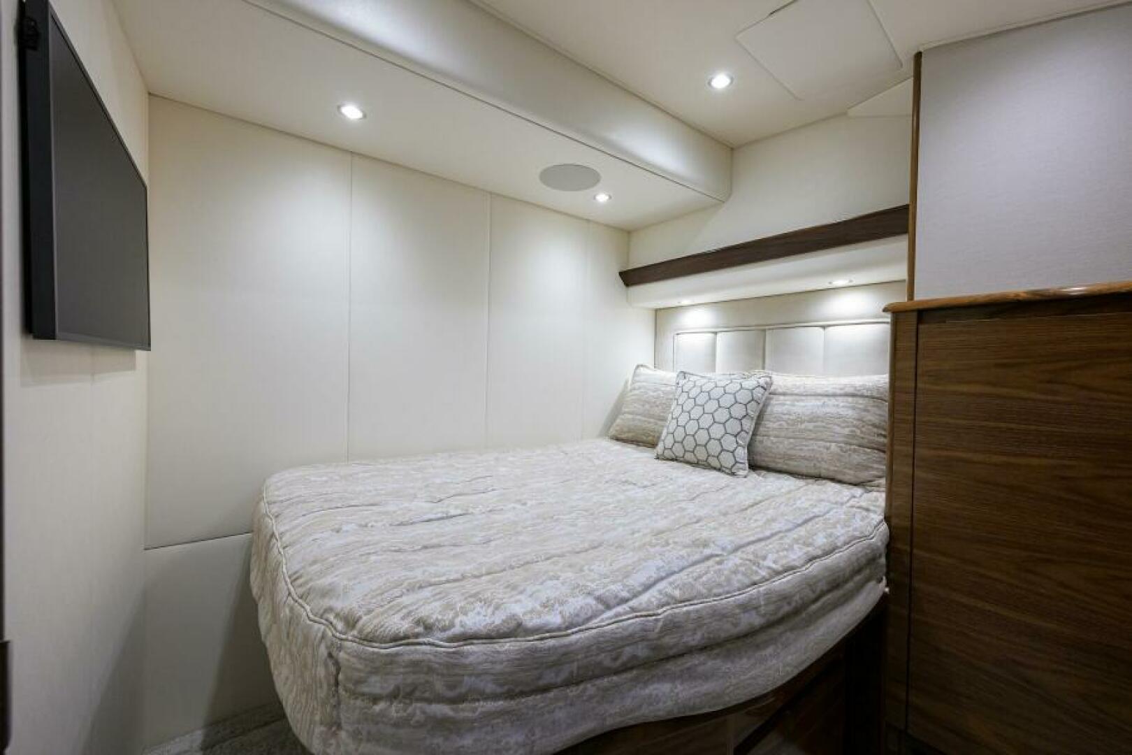 2024 Viking 54 Sport Coupe - Image 5