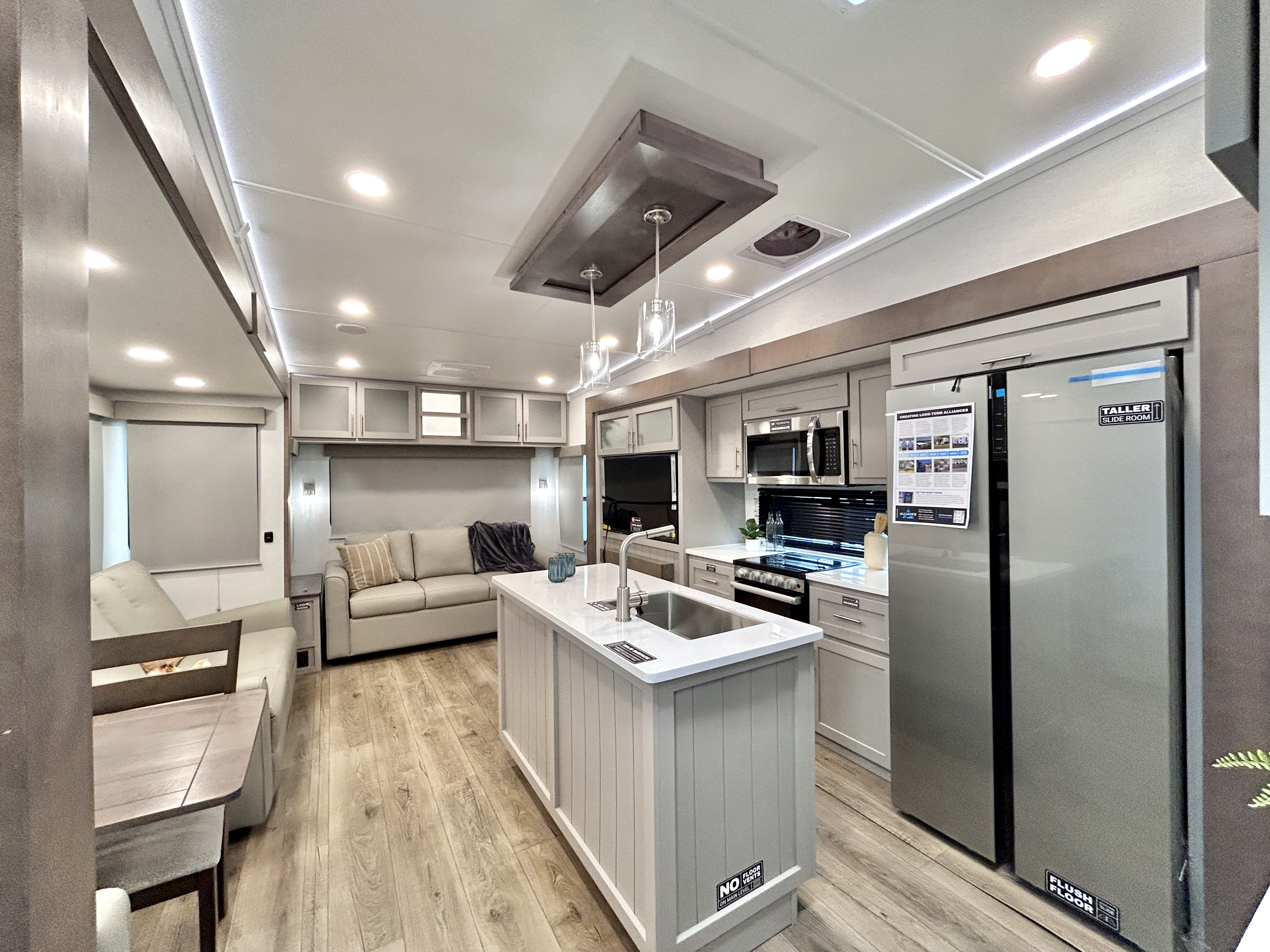 2026 Alliance RV Avenue 32RLS - Image 20