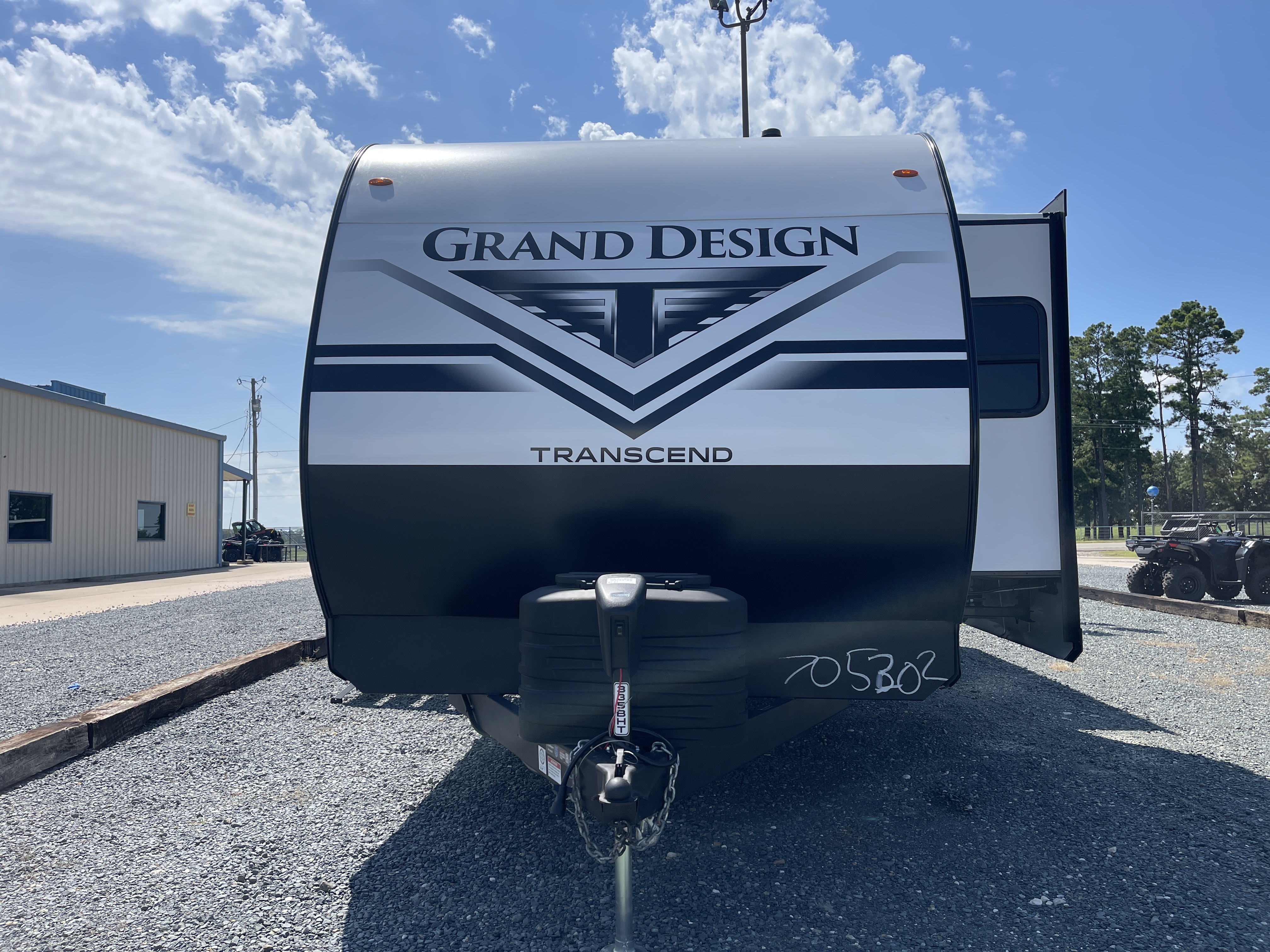 2027 Grand Design Transcend 335BHT - Image 2