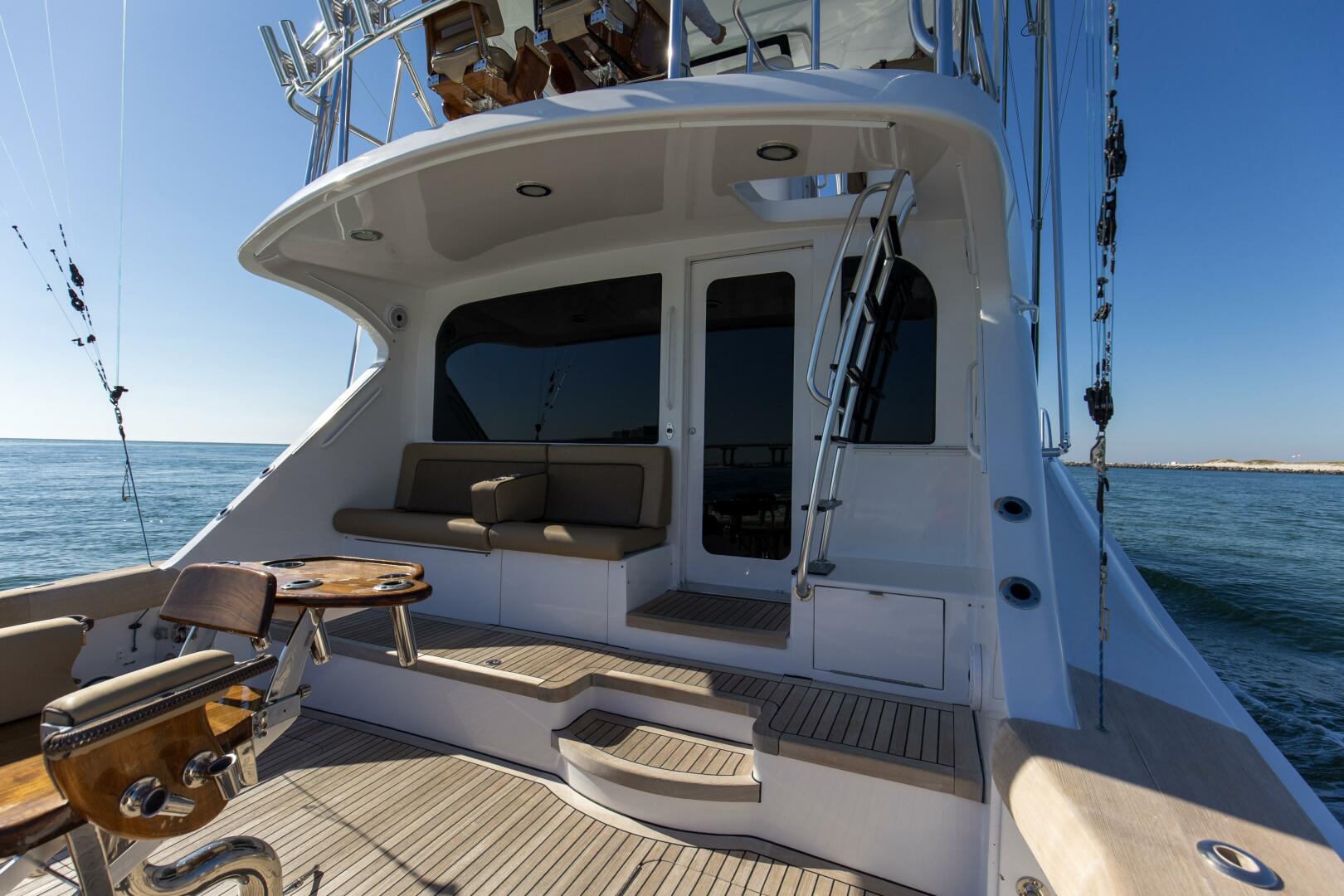 2008 Hatteras 60 Convertible - Image 4