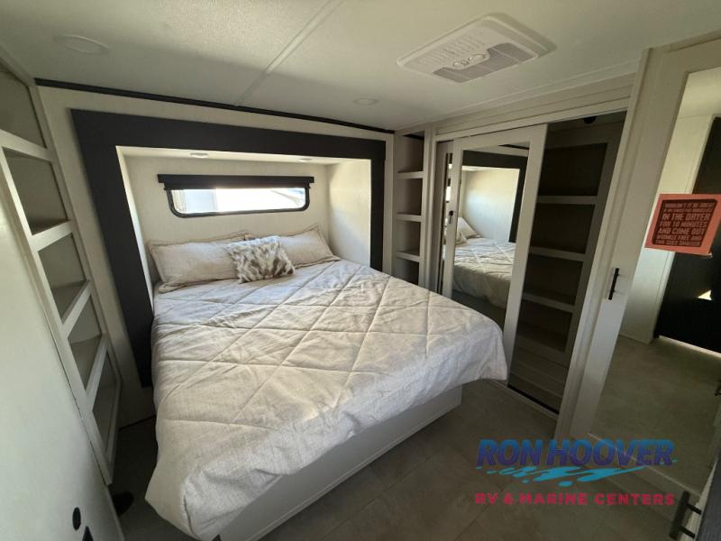 2026 FOREST RIVER 38BNB - Image 23