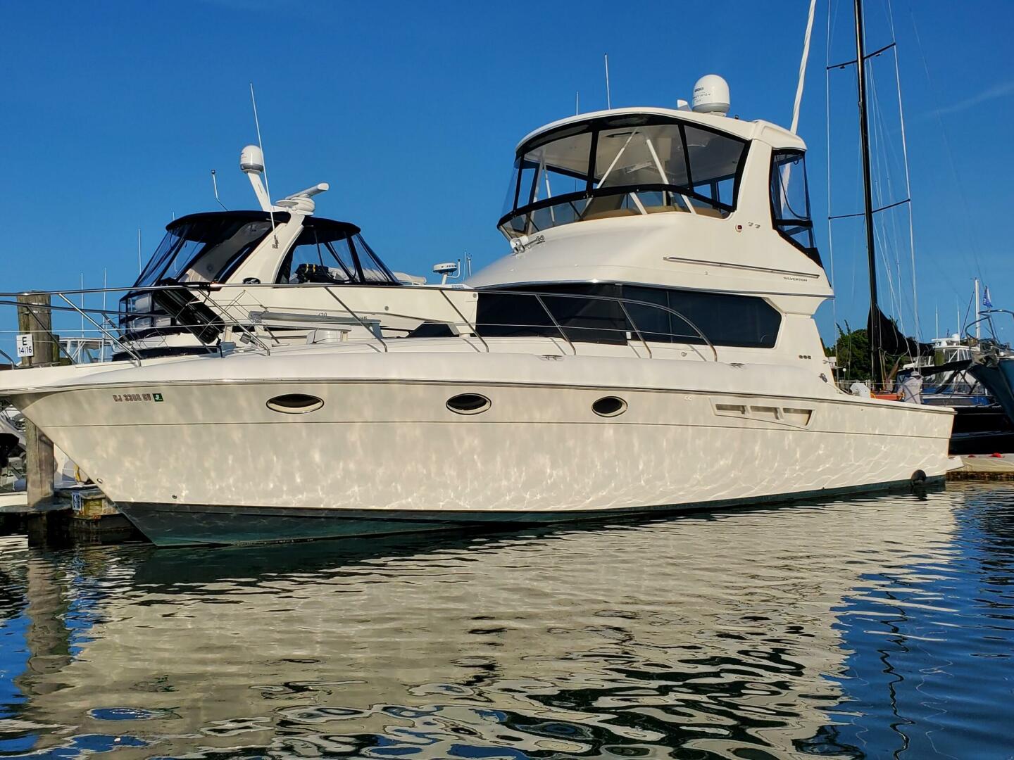 2000 Silverton 42 Convertible - Image 1