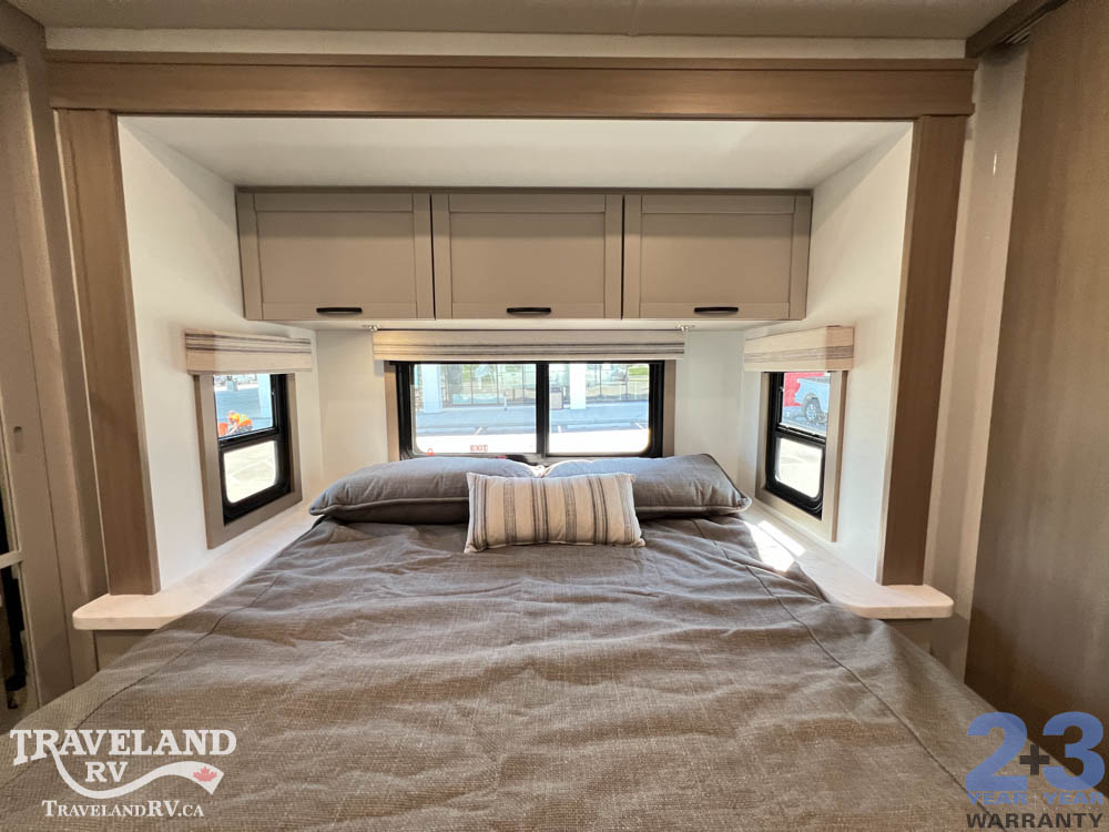 2027 JAYCO GREYHAWK XL 32U - Image 33
