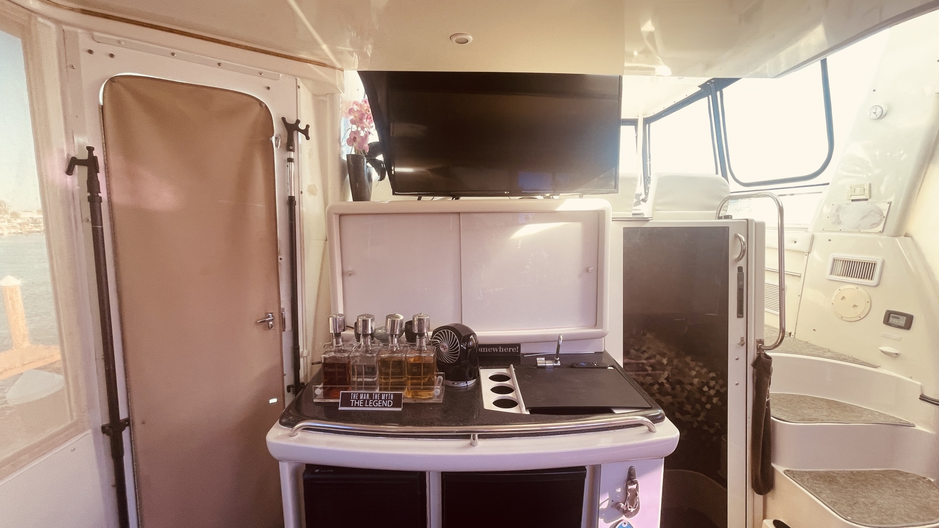 1997 CARVER YACHTS 500 COCKPIT MY - Image 43