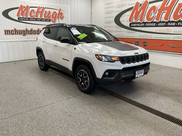 2025 Jeep Compass Trailhawk 4x4 - Image 4