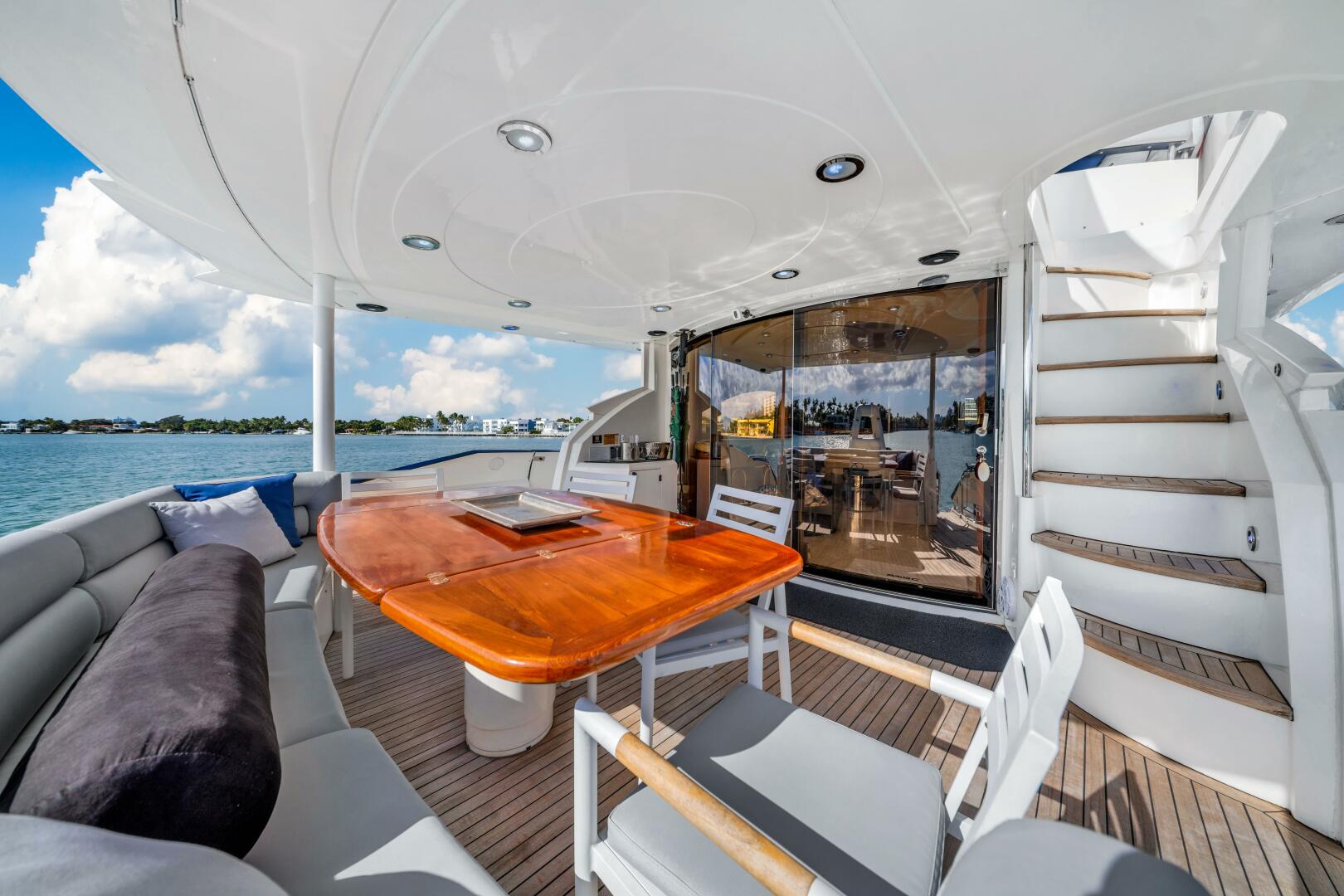 2003 Sunseeker 94 Motor Yacht - Image 13