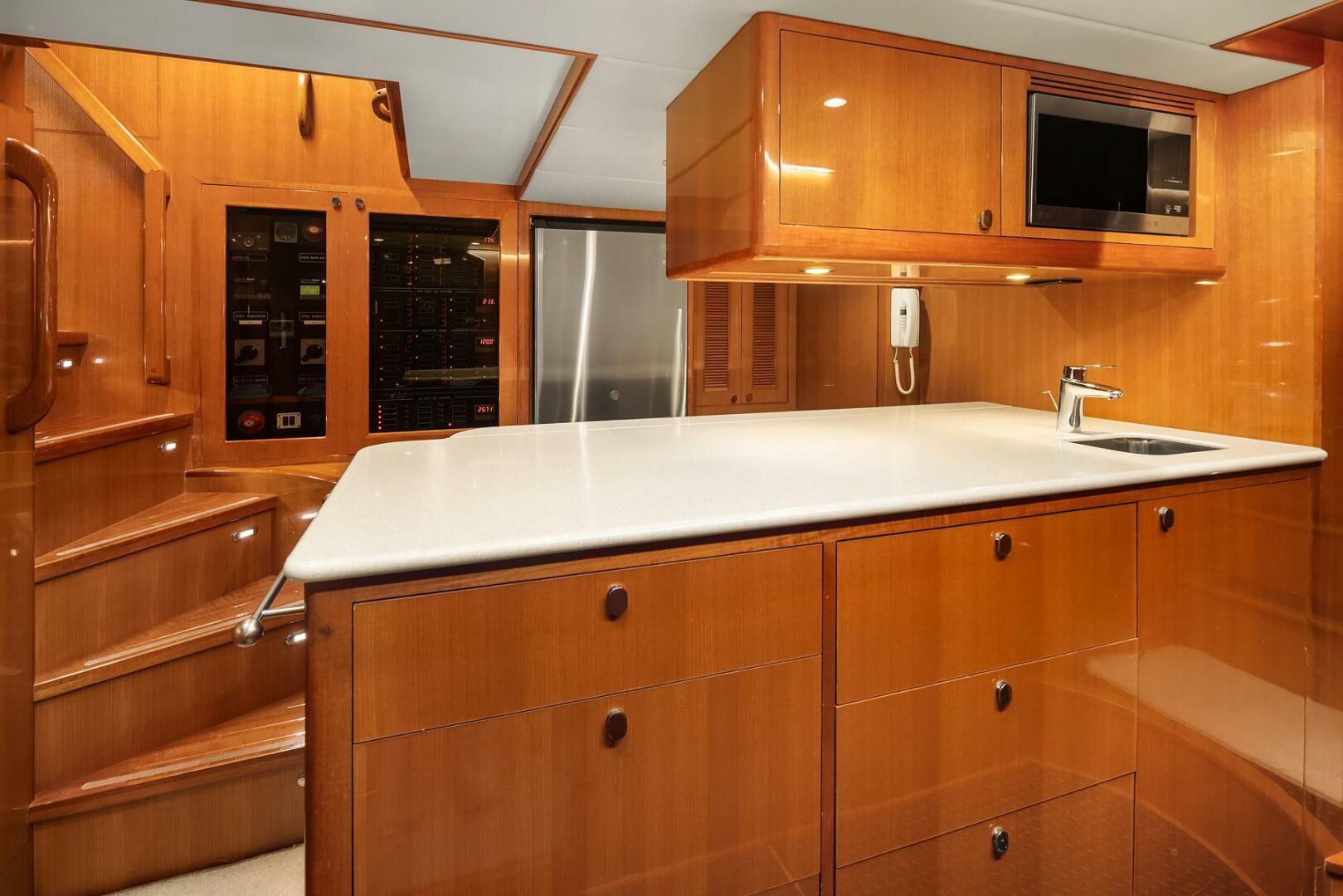2014 Hampton 720 Skylounge LRC - Image 57