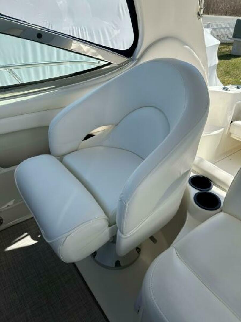 2002 Sea Ray 360 Sundancer - Image 11