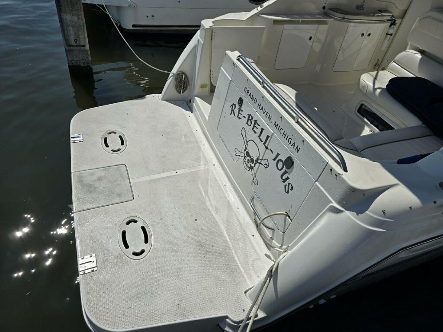 1999 Maxum 3000 SCR - Image 3