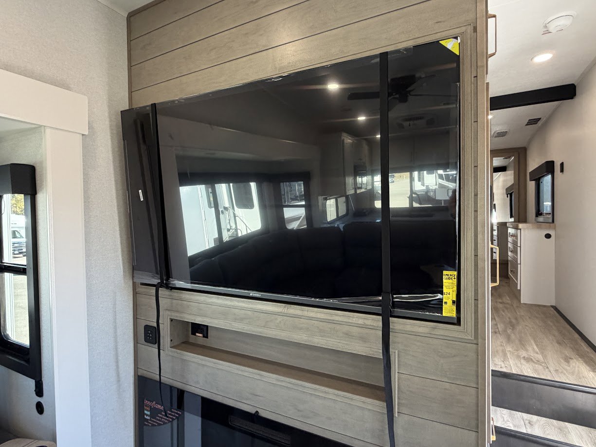 2026 JAYCO EAGLE 365UKTS - Image 17