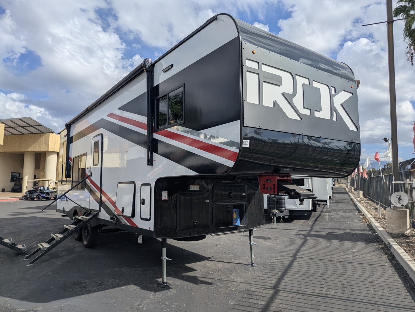 2028 IROK Trailers FW C-CR 2816 - Image 1