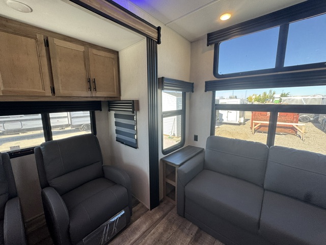 2023 CHEROKEE TIMBERWOLF 39DLBL - Image 28