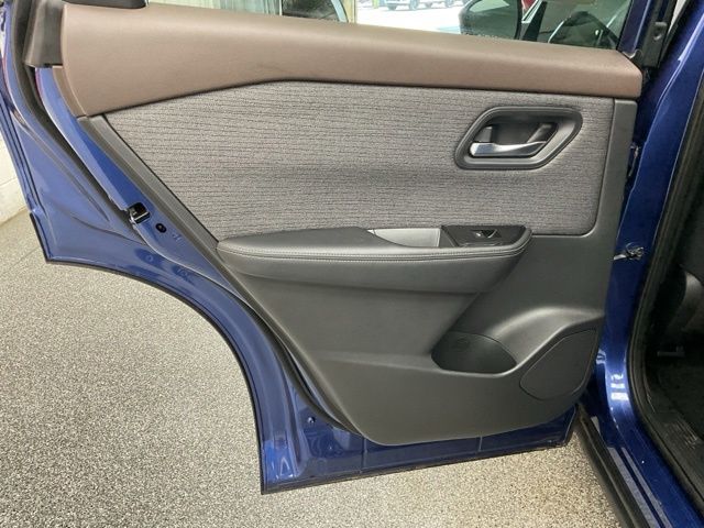 2022 Nissan Rogue Utility 4D SV AWD - Image 19