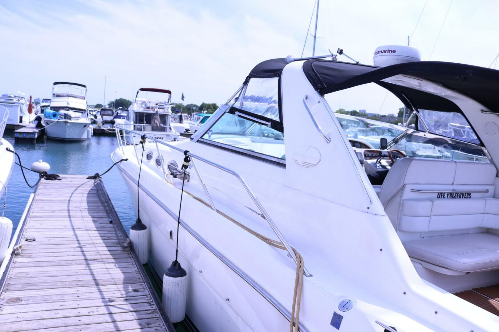 1996 Sea Ray Sundancer - Image 10