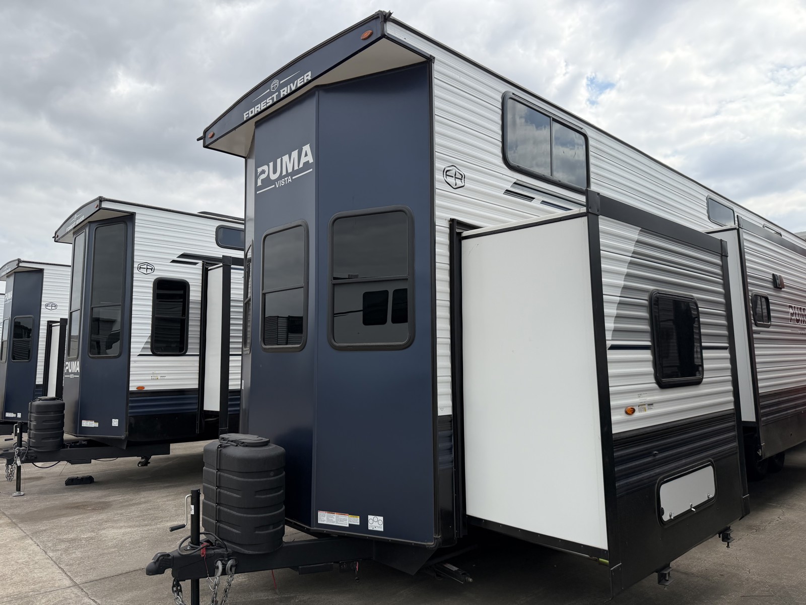2026 PALOMINO PUMA 420LFT - Image 53
