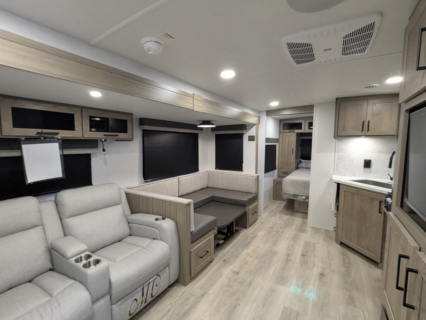 2027 Forest River Rockwood Ultra Lite 2706BH - Image 22