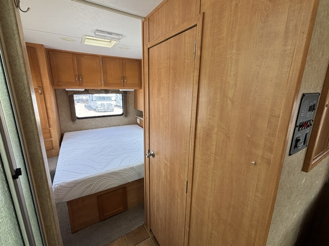 2010 SUNSEEKER 3100 - Image 25