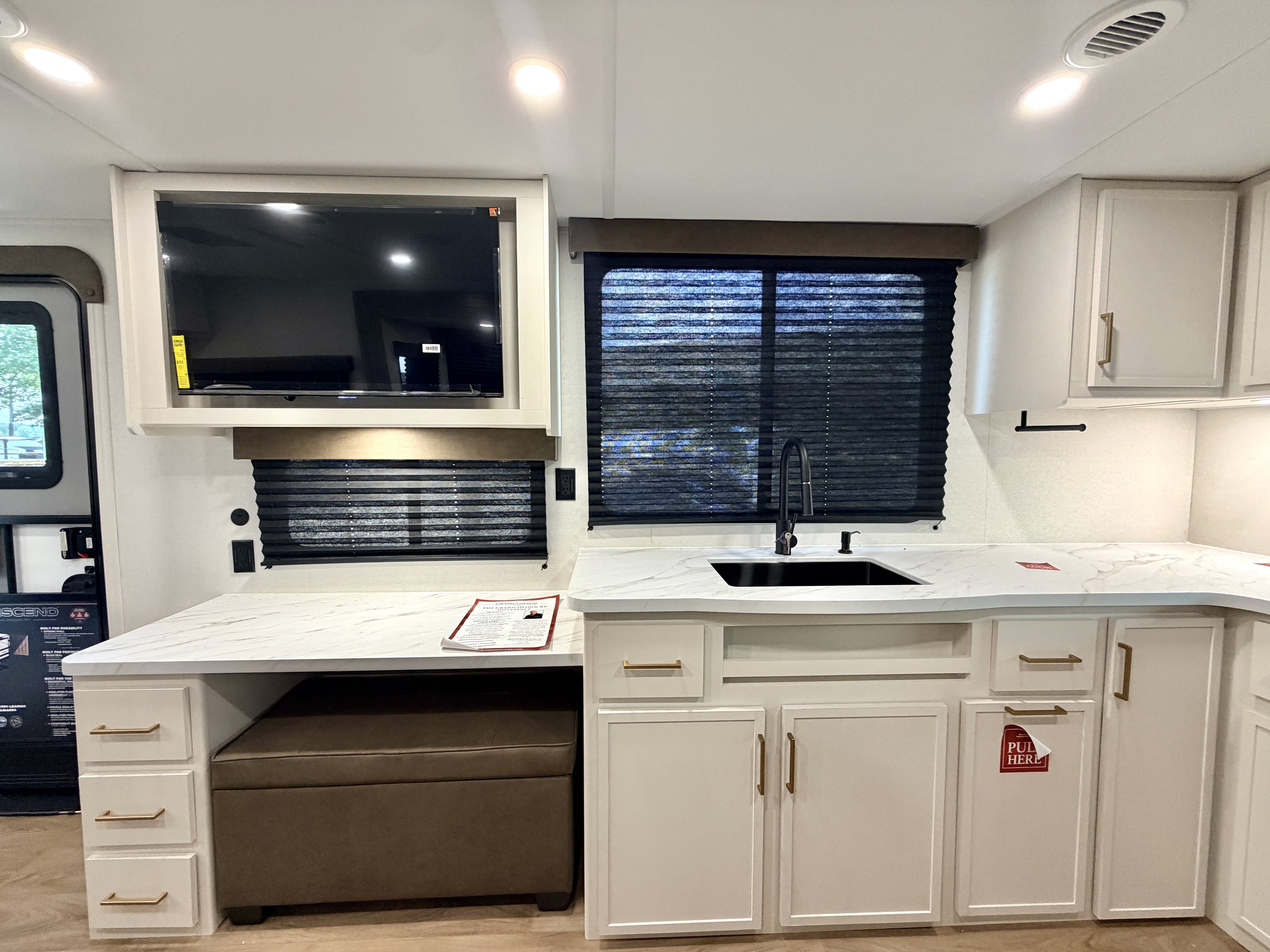 2027 Grand Design Transcend 315RKT - Image 11
