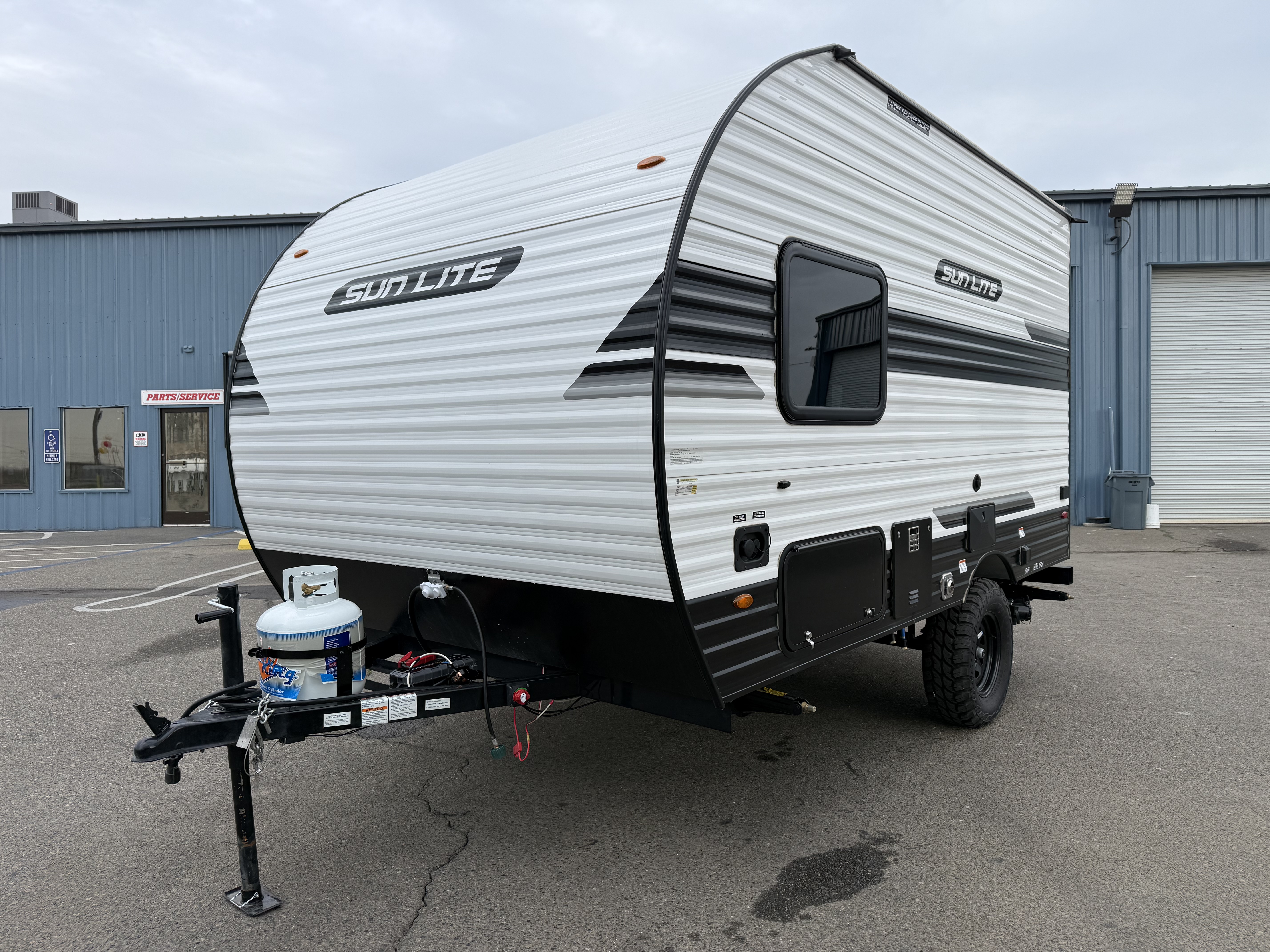 2027 Sun Lite 13BD - Image 2