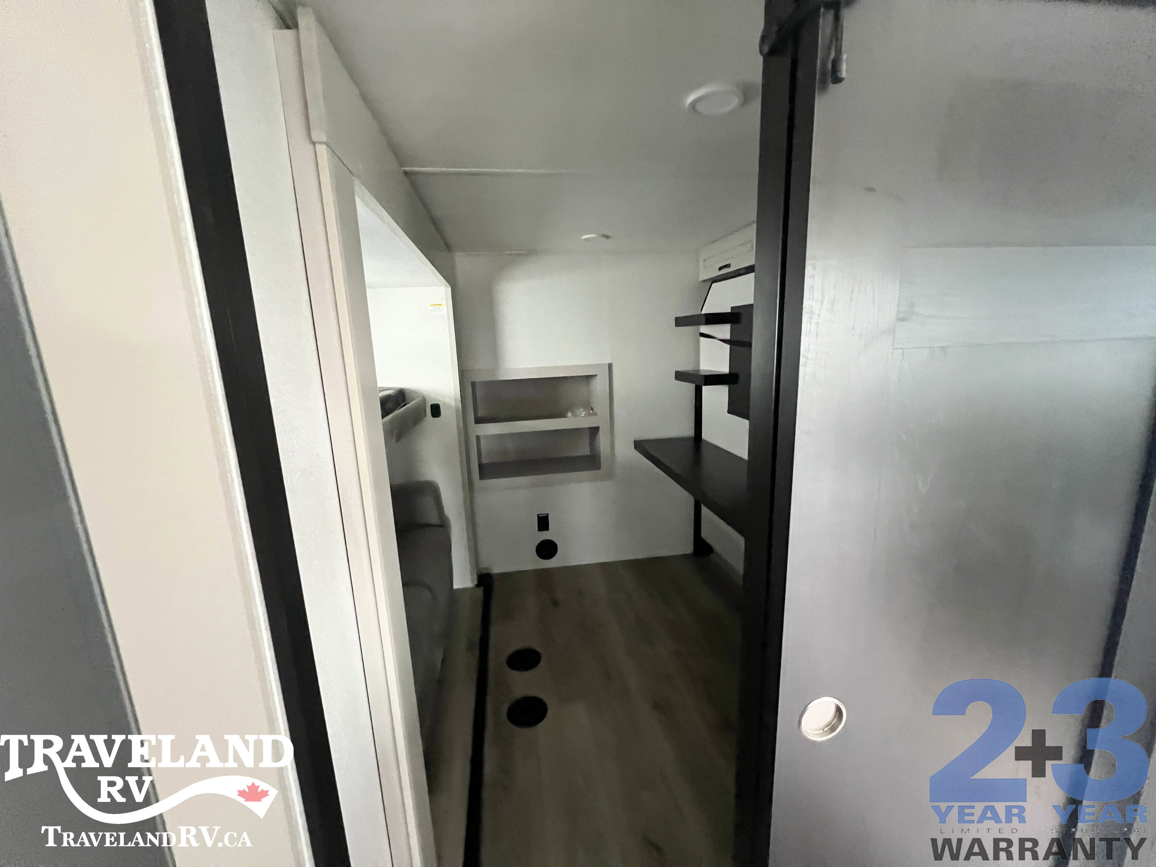 2026 Jayco North Point 377RLBH - Image 21