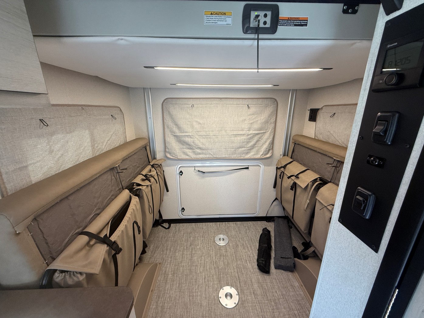 2027 Winnebago Elora 19DC - Image 26