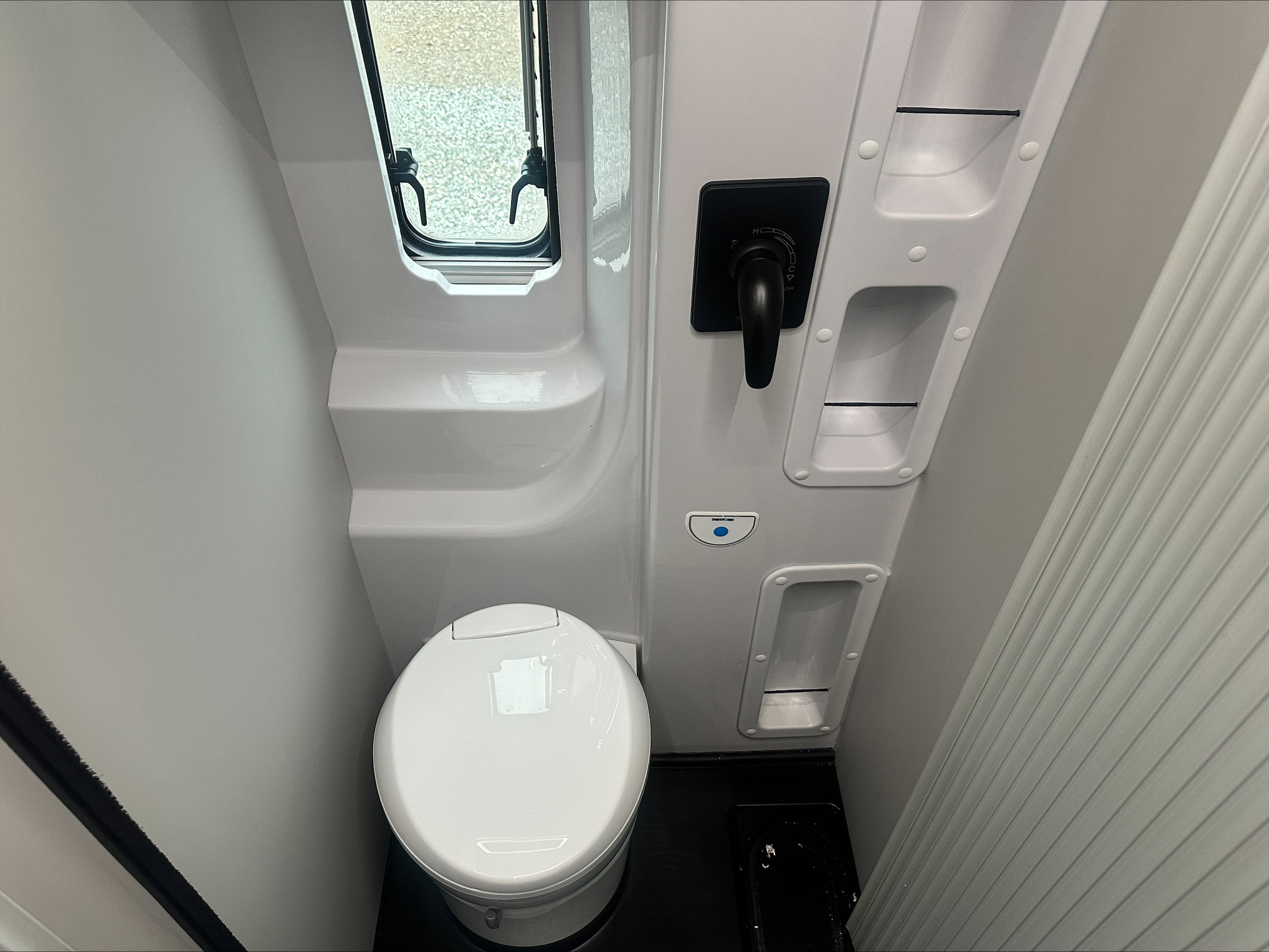 2026 GRAND DESIGN LINEAGE SERIESVT LVT1 - Image 24