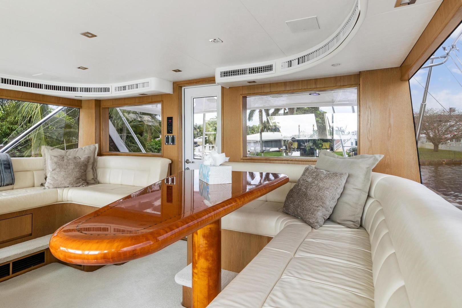 1998 Hatteras 82 Convertible - Image 27