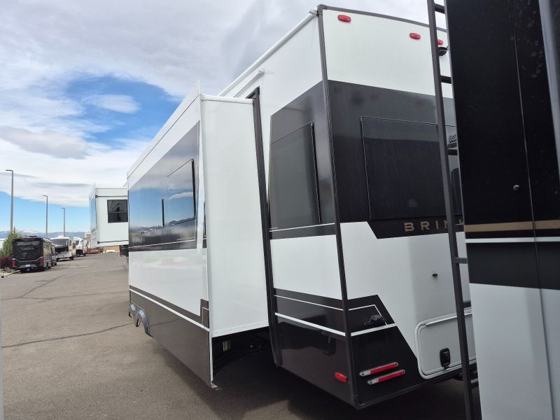 2026 Brinkley RV Model Z 3600 - Image 2