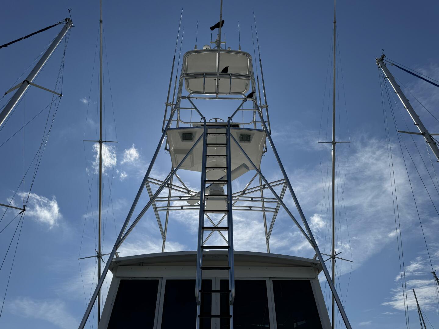 1995 Viking 58 Convertible - Image 3