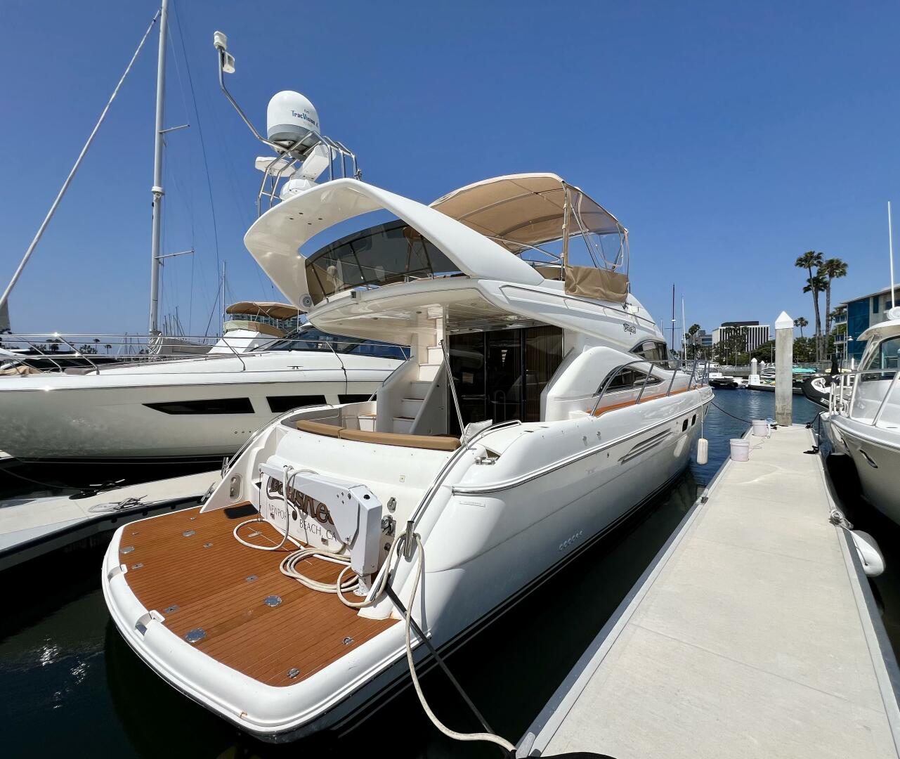 2000 Viking Princess 52 Flybridge - Image 9