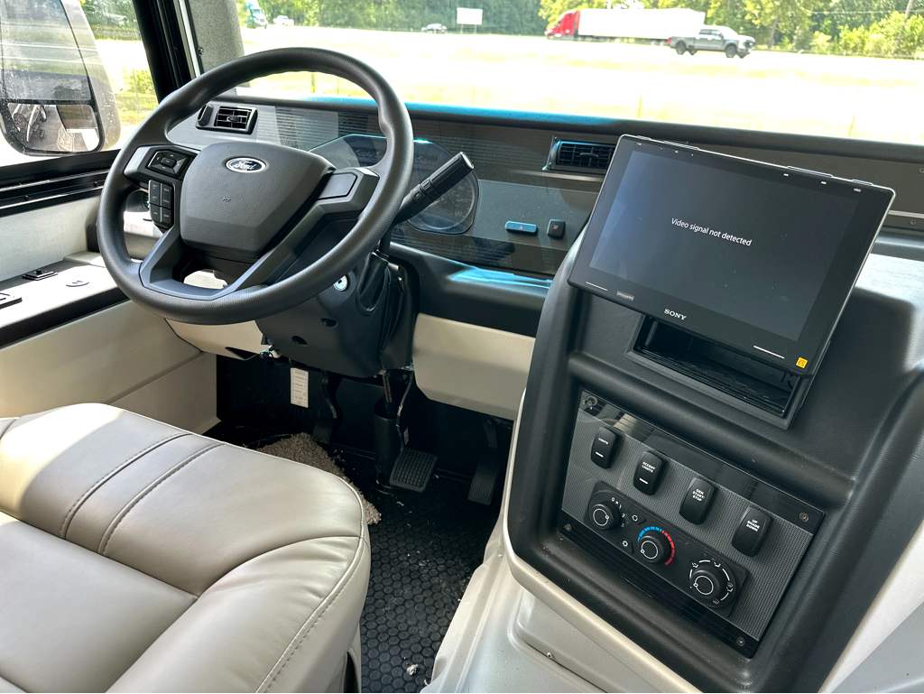2027 ENTEGRA COACH VISION XL 36C - Image 28