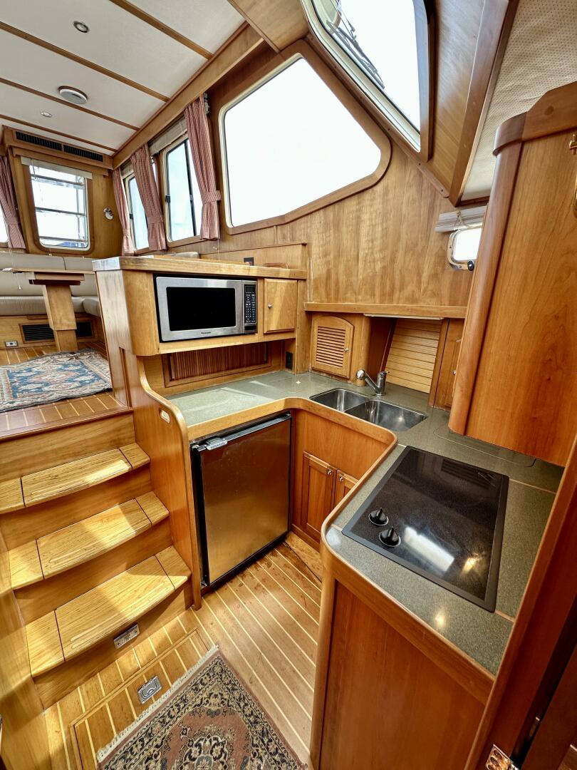 2002 Sabreline 36 Flybridge - Image 18