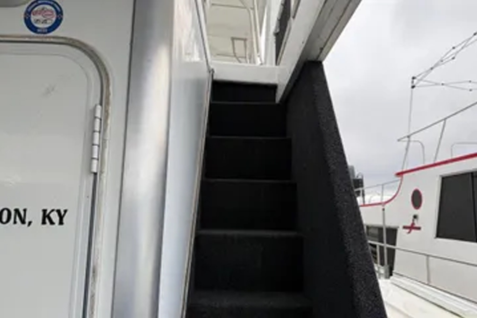 2001 Sharpe 80x18 - Image 27