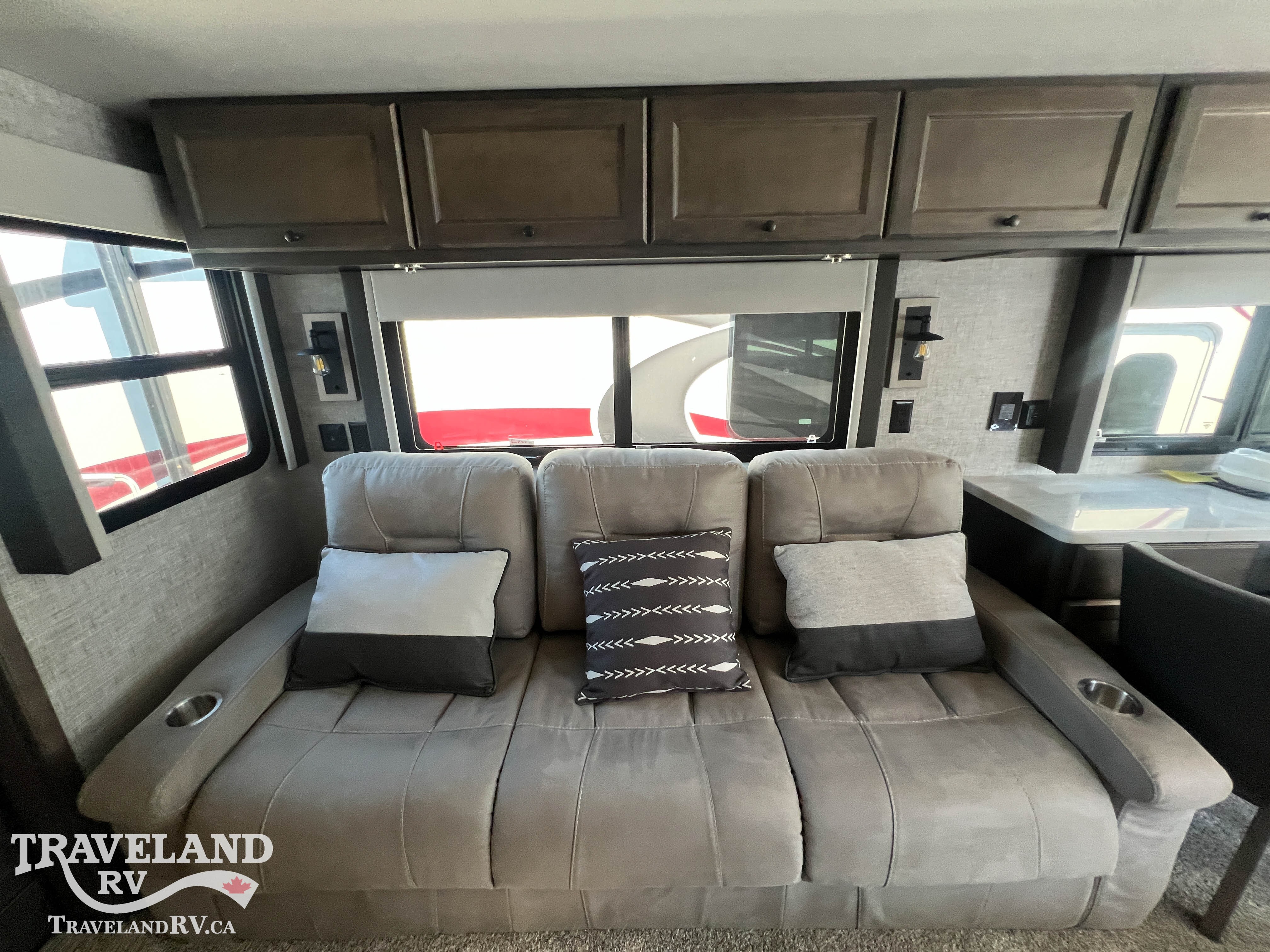 2012 Tiffin Allegro 36 LA - Image 16