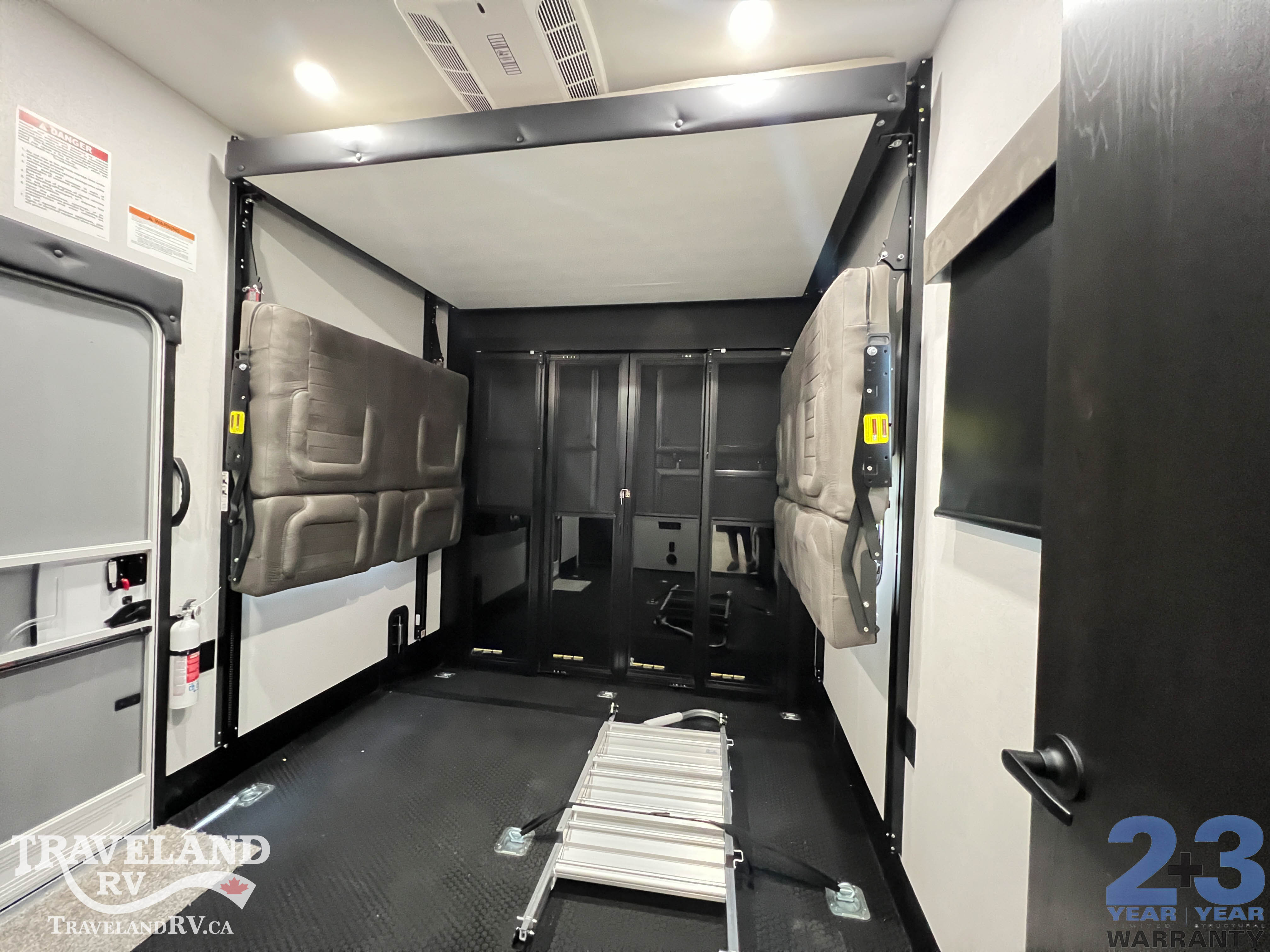 2027 Jayco Seismic 359 - Image 16