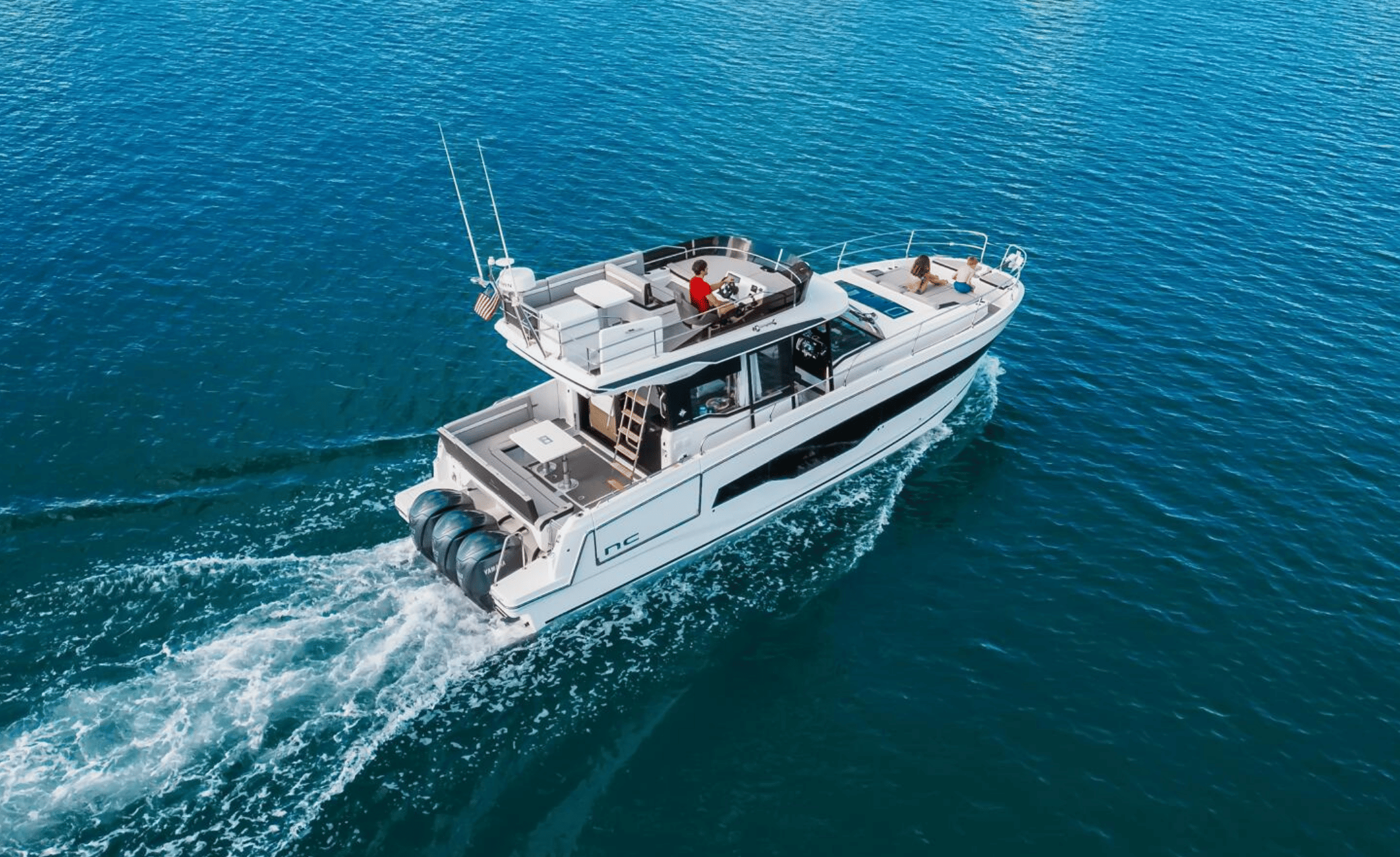 2027 Jeanneau NC 1295 Fly - Image 2