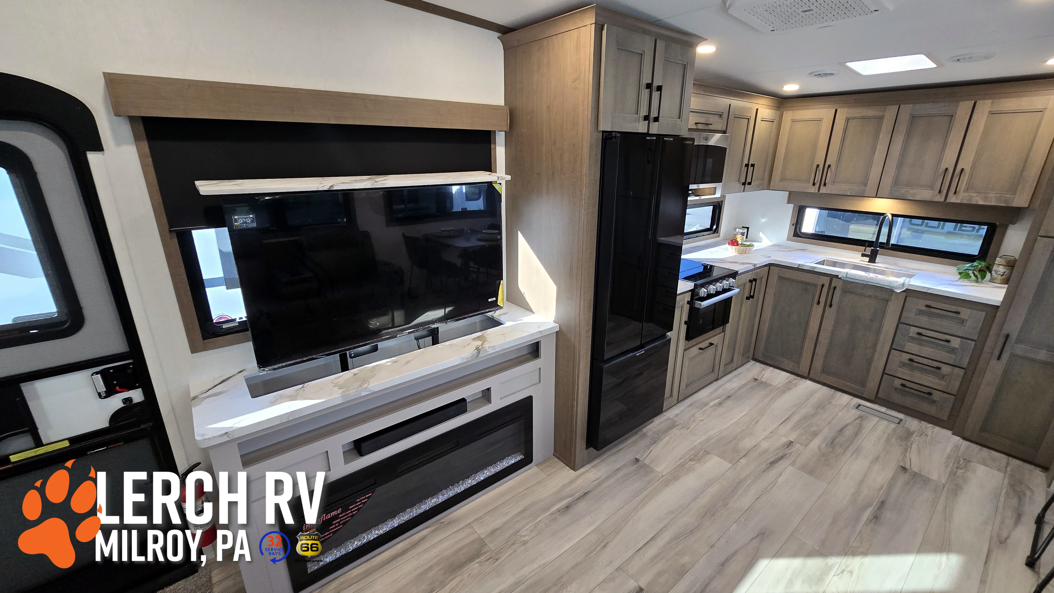 2026 KZ RV Durango HT D240RKD - Image 29