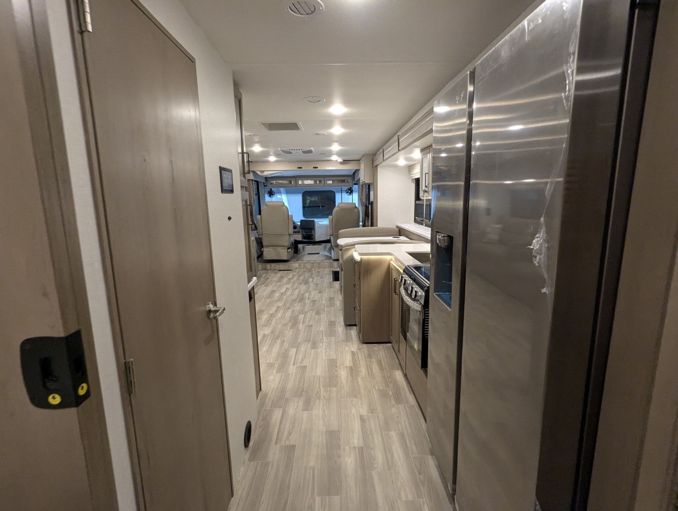 2027 Thor Motor Coach Windsport 36H - Image 43