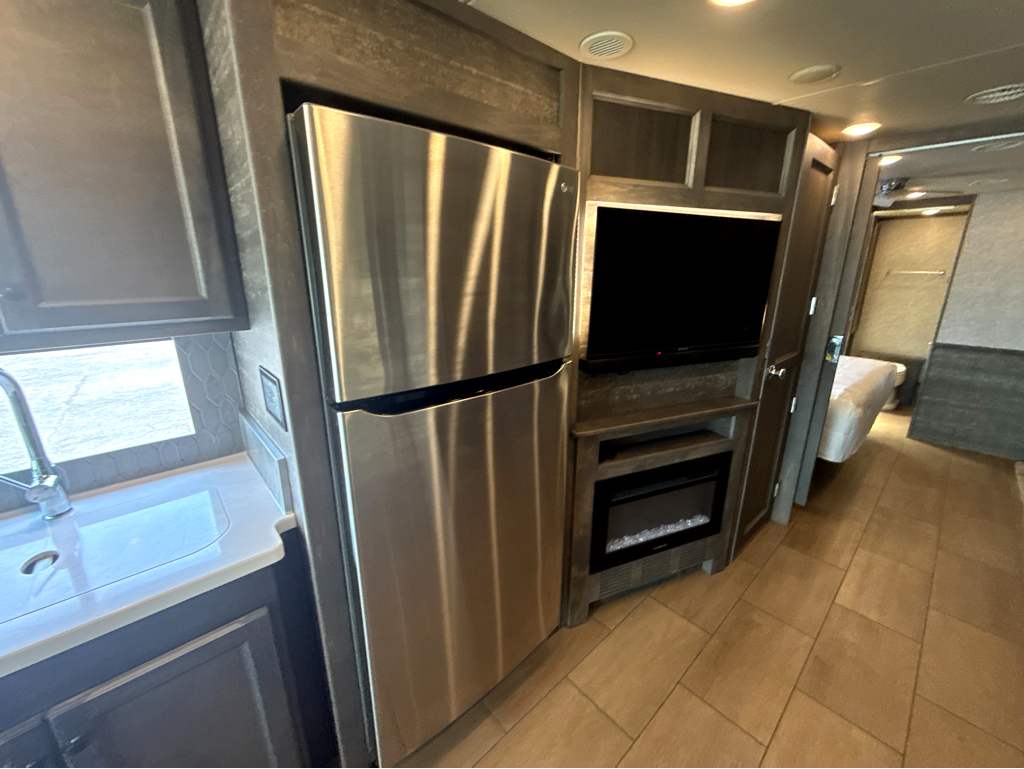 2023 TIFFIN ALLEGRO 36UA - Image 19