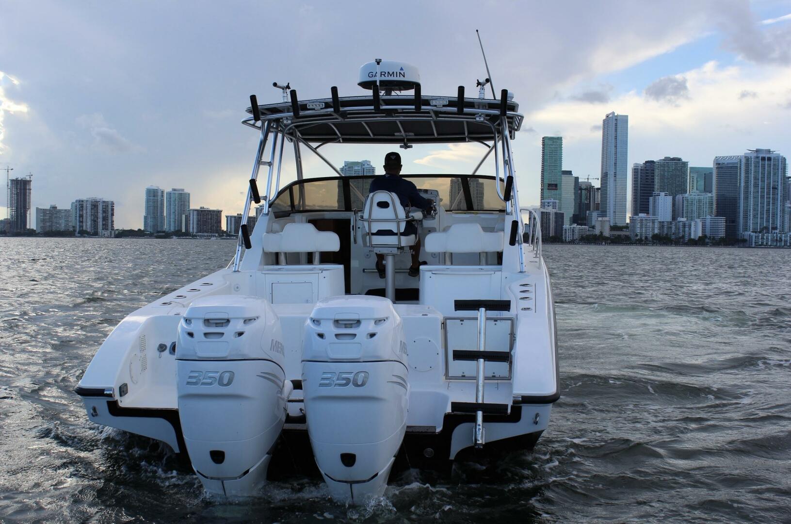 2007 Fountain 33 Sportfish Cruiser - Image 9