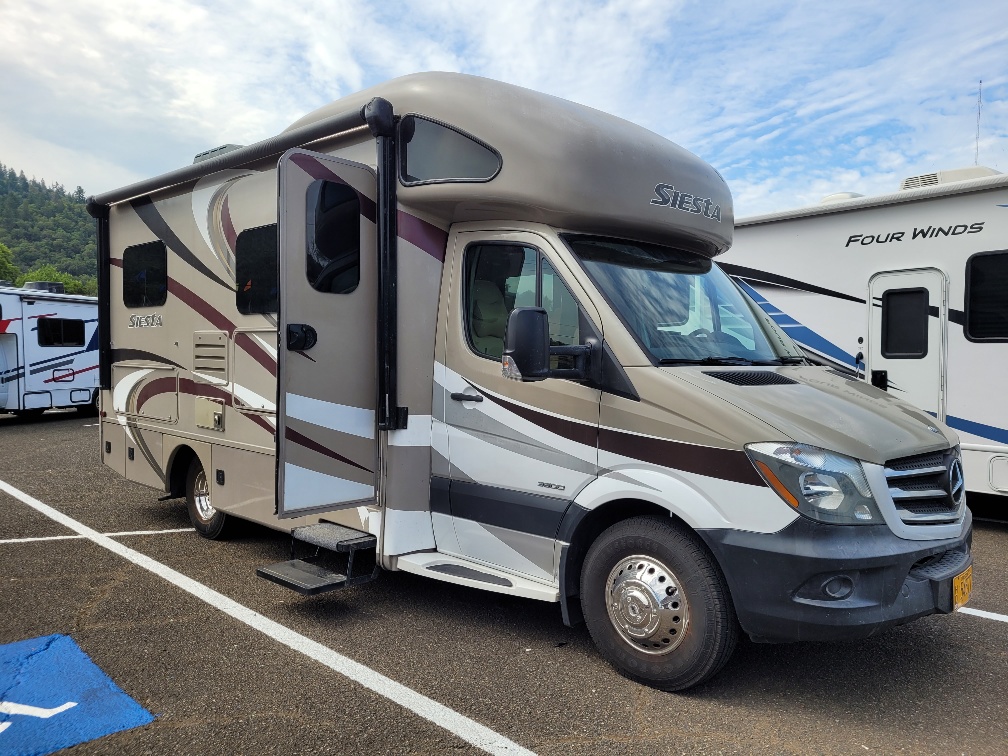 2016 Thor Motor Coach Siesta Sprinter 24SL - Image 1