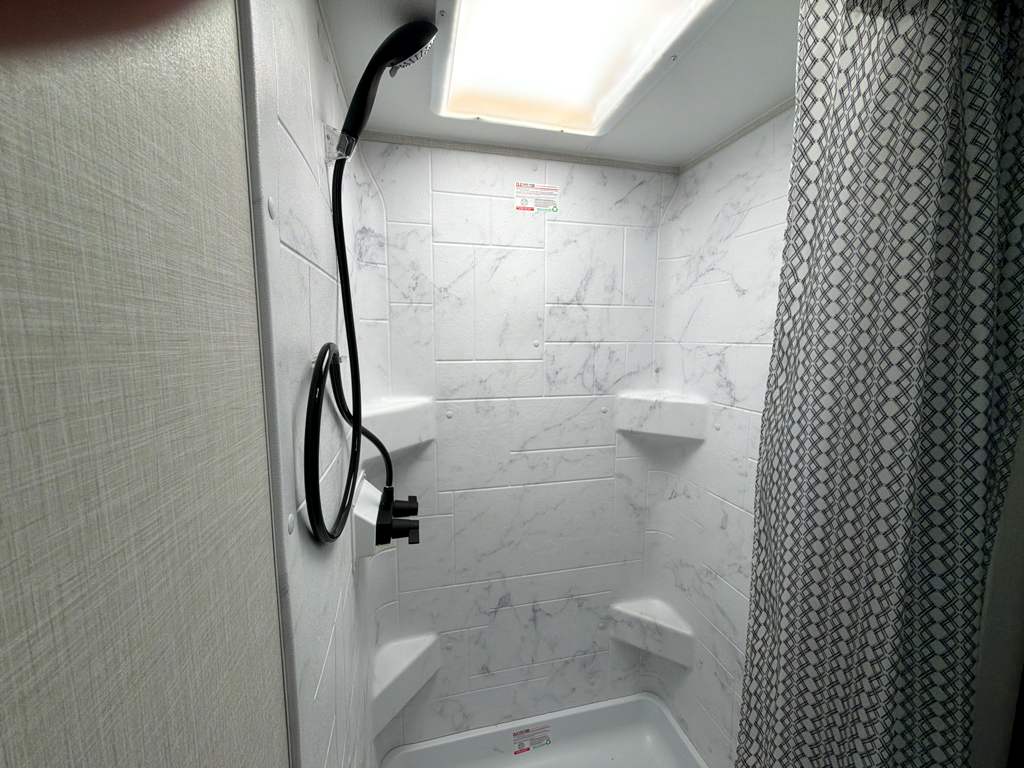 2026 VENTURE RV STRATUS 262VFK - Image 25