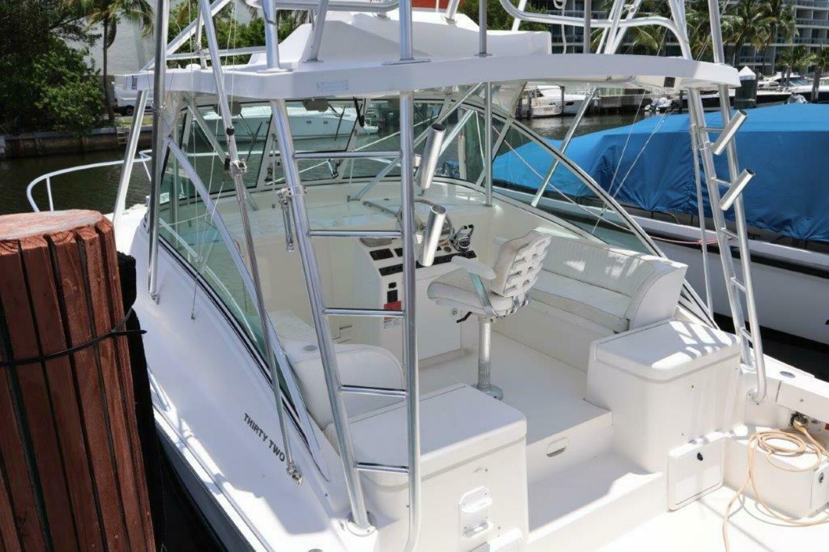 2007 Luhrs 32 Open - Image 5