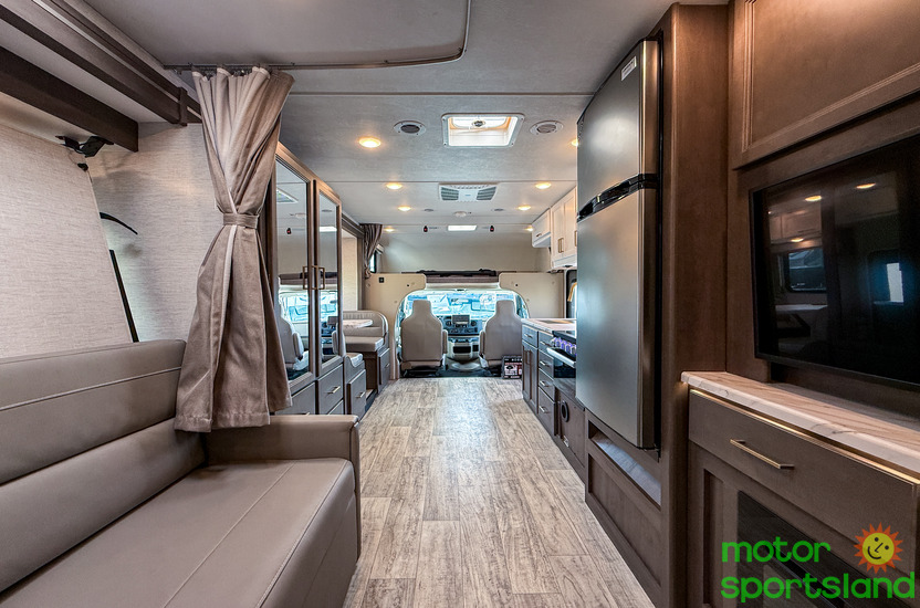 2025 Thor Motor Coach Chateau 27P - Image 45