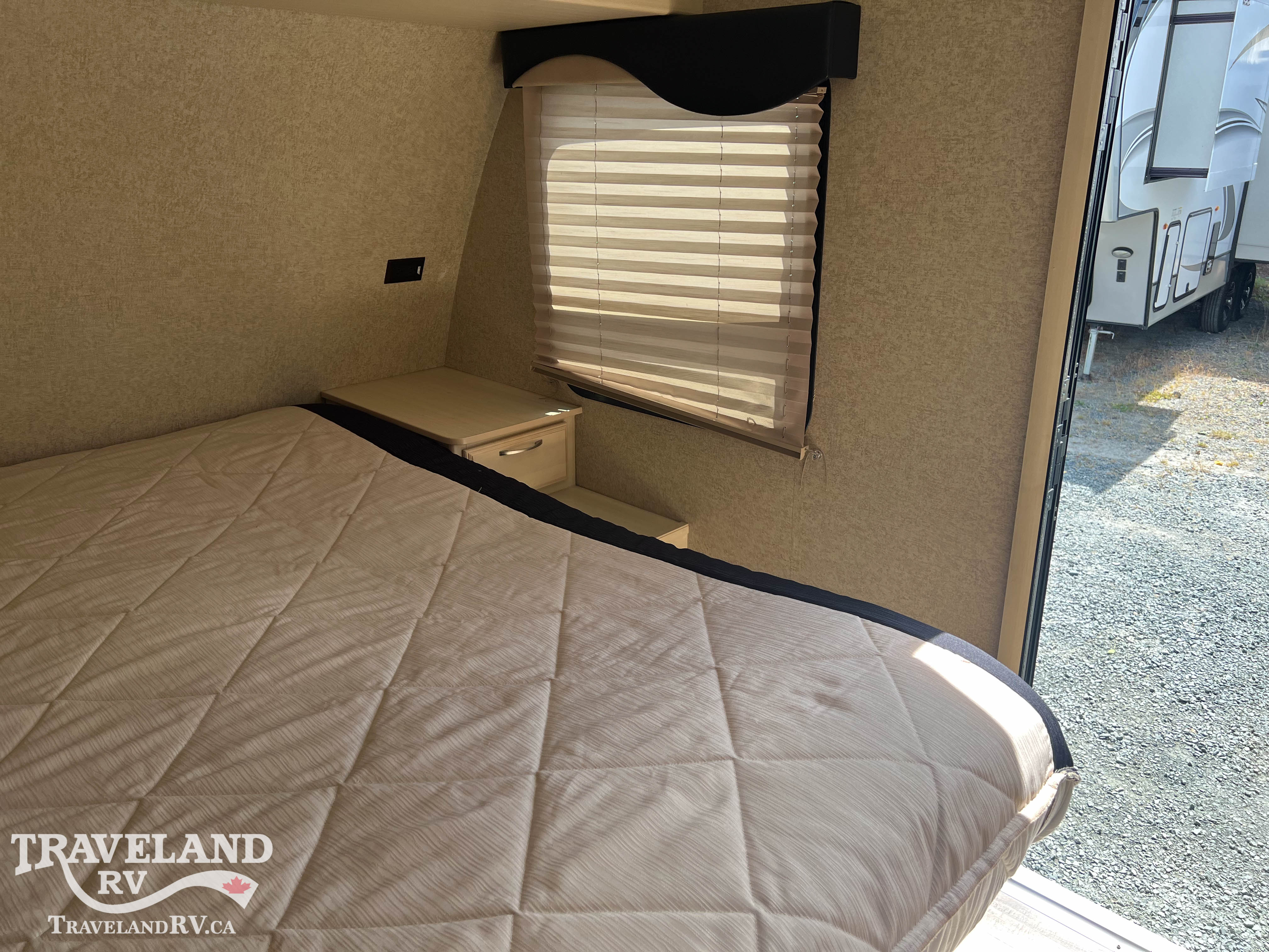 2017 WINNEBAGO MINNIE 24RKS - Image 14