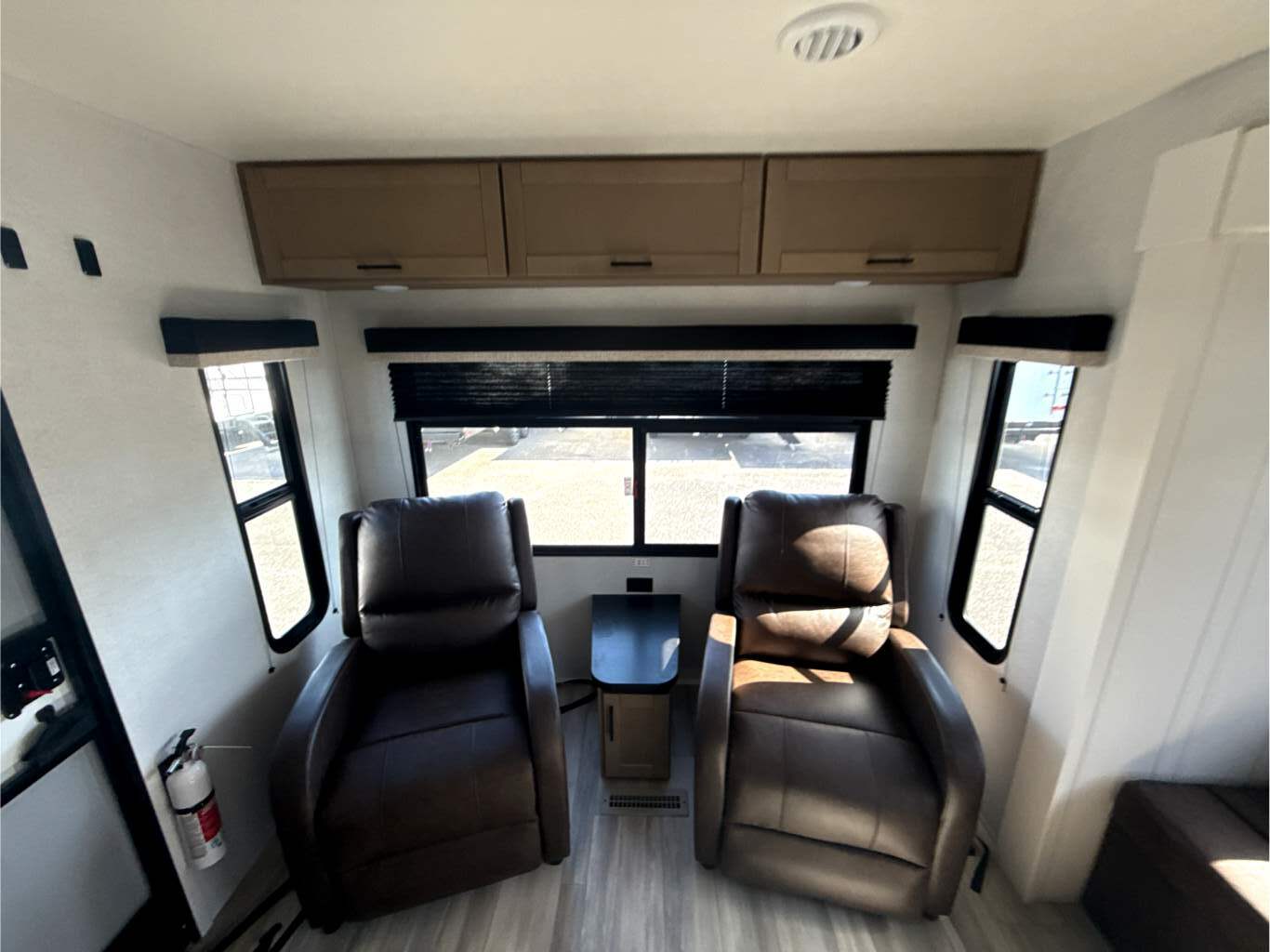 2027 HEARTLAND PROWLER 2601RLS - Image 13